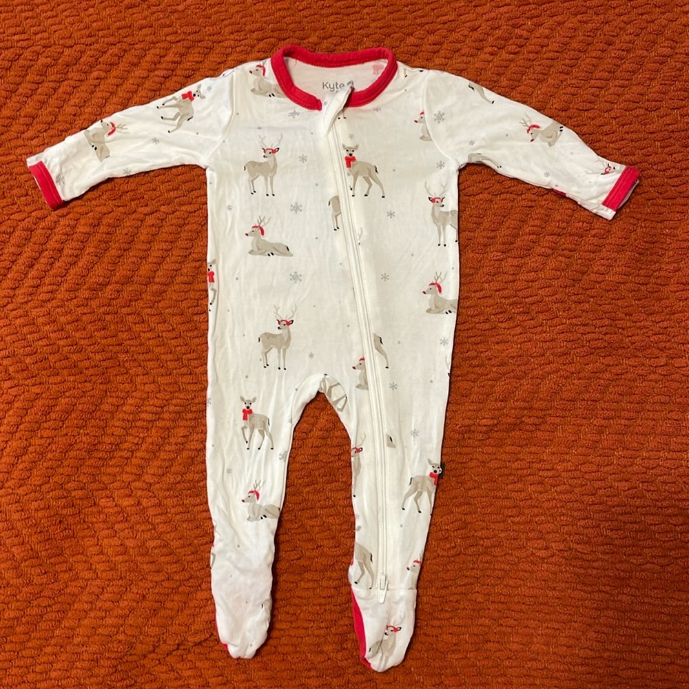 Kyte Baby Newborn Christmas Footie Sleeper